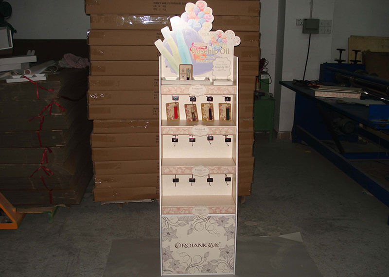 Cosmetics-Corrugated-Floor-Displays-With-Shelves-And-Hangers-800x570-1