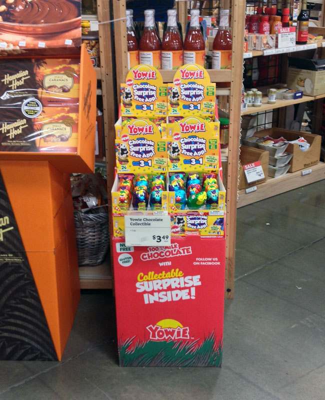 seasonal grocery retail display programs